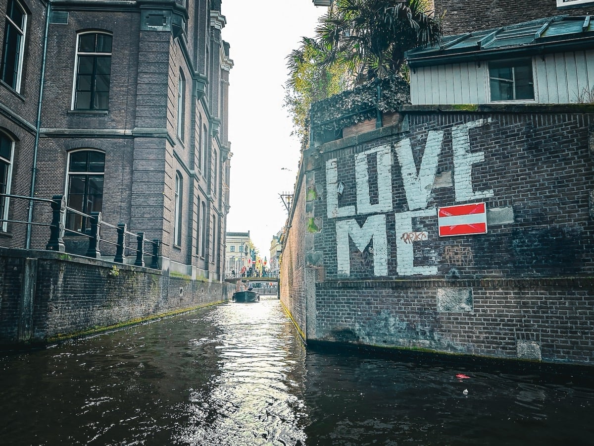 Fabel Friet - popular place to visit in Amsterdam, located at Runstraat 1, 1016 GJ Amsterdam