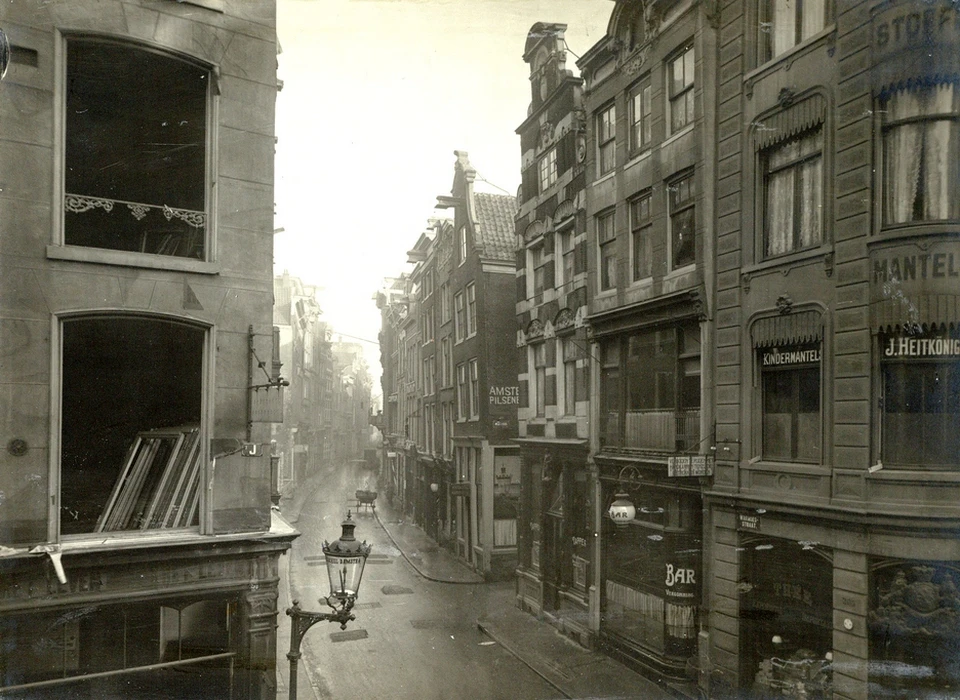 The Dam 11, Huis 's Hertogenbosch in Amsterdam